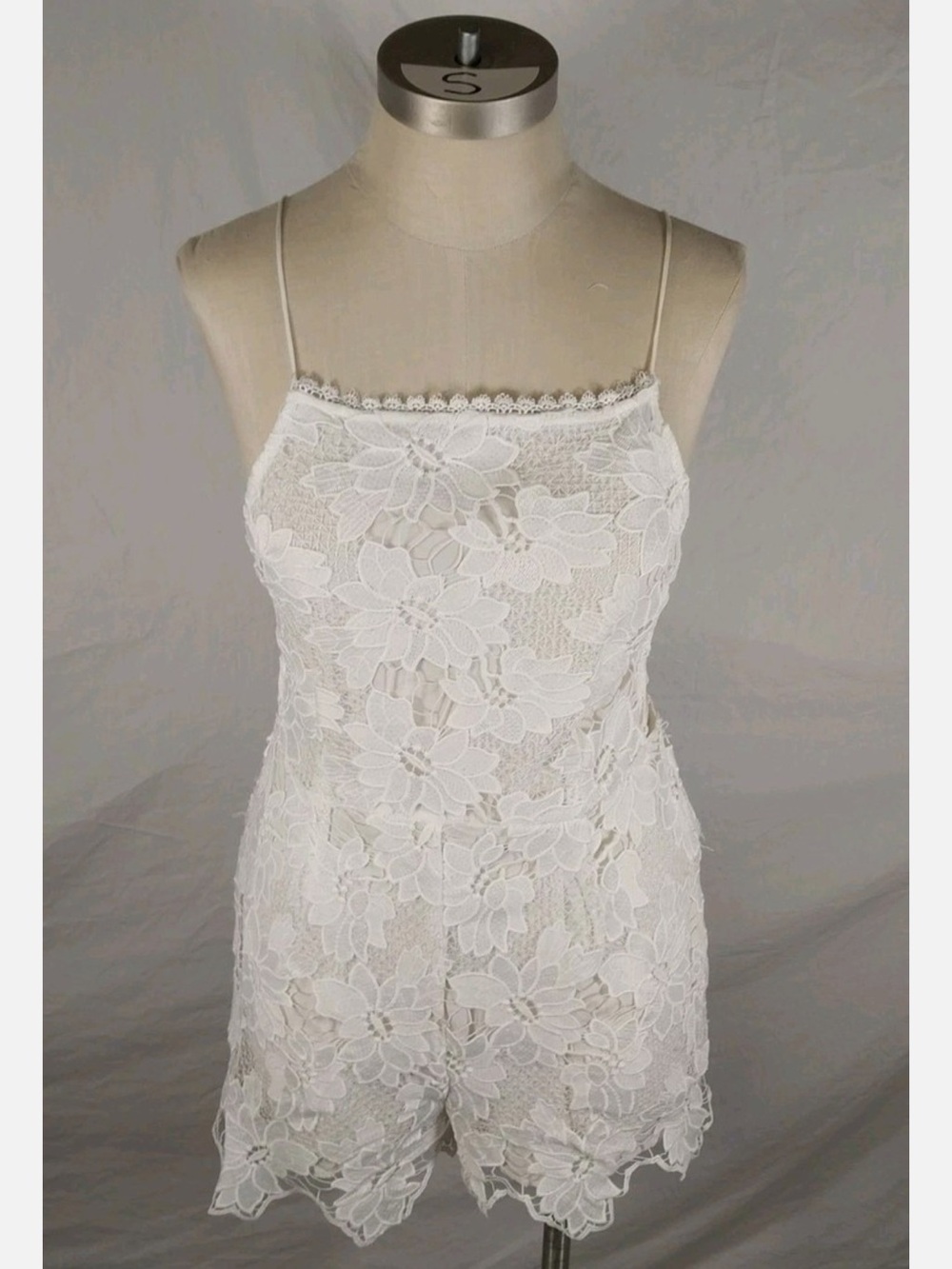 Kendall & Kylie White Lace Romper